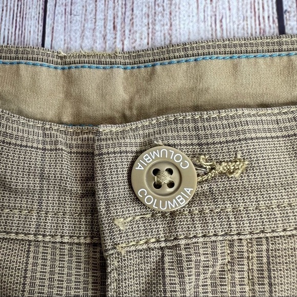 Columbia Omni Shade Shorts 38 NWT - Picture 3 of 6